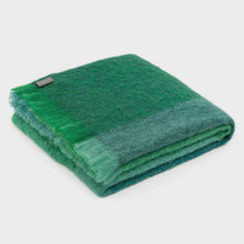 Load image into Gallery viewer, StA EMERALD MOHAIR
